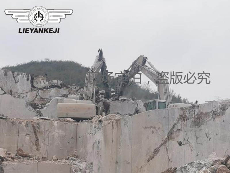 钢筋混凝土劈裂机 钢筋混凝土劈裂机